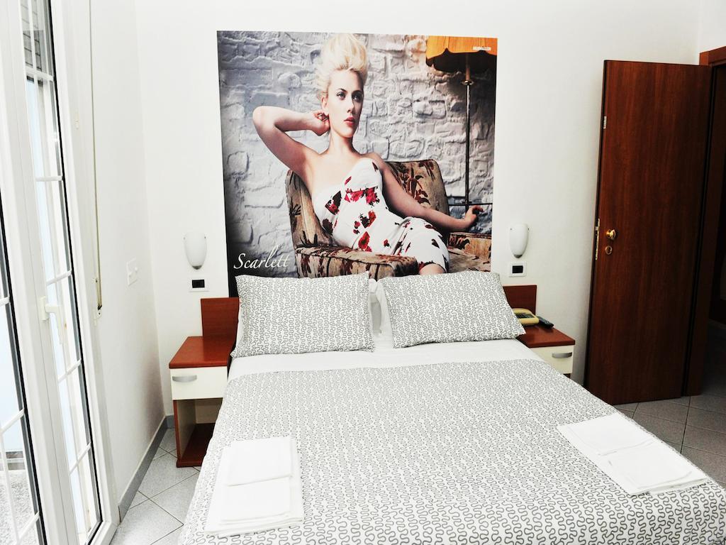 Hotel Lady Rimini Kamer foto