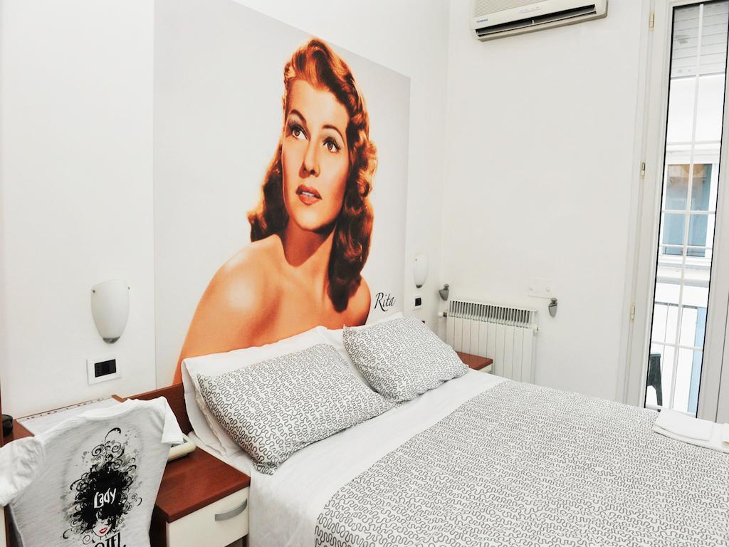 Hotel Lady Rimini Buitenkant foto